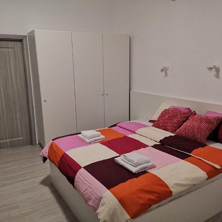 بوخارست Old Town Bar Apartments On Street Tonitza المظهر الخارجي الصورة