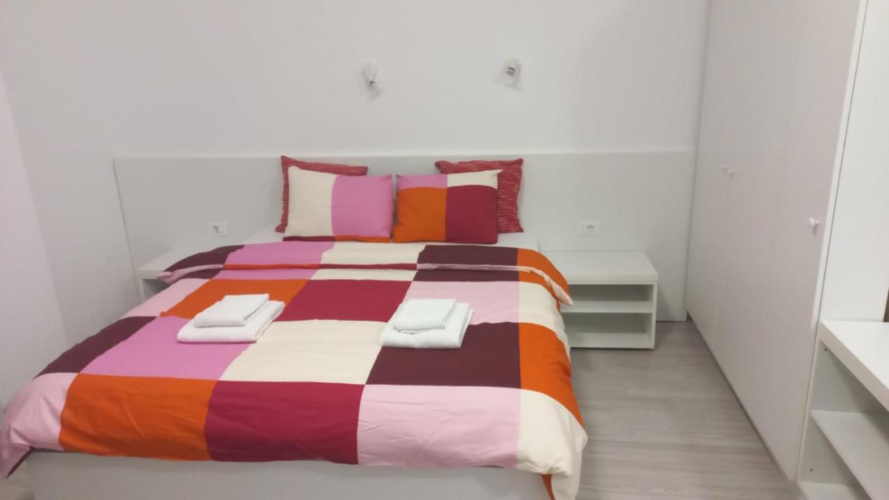 بوخارست Old Town Bar Apartments On Street Tonitza المظهر الخارجي الصورة
