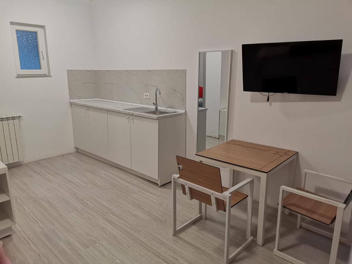 بوخارست Old Town Bar Apartments On Street Tonitza المظهر الخارجي الصورة