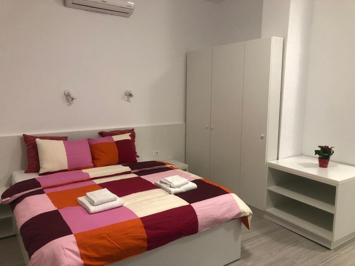 بوخارست Old Town Bar Apartments On Street Tonitza المظهر الخارجي الصورة