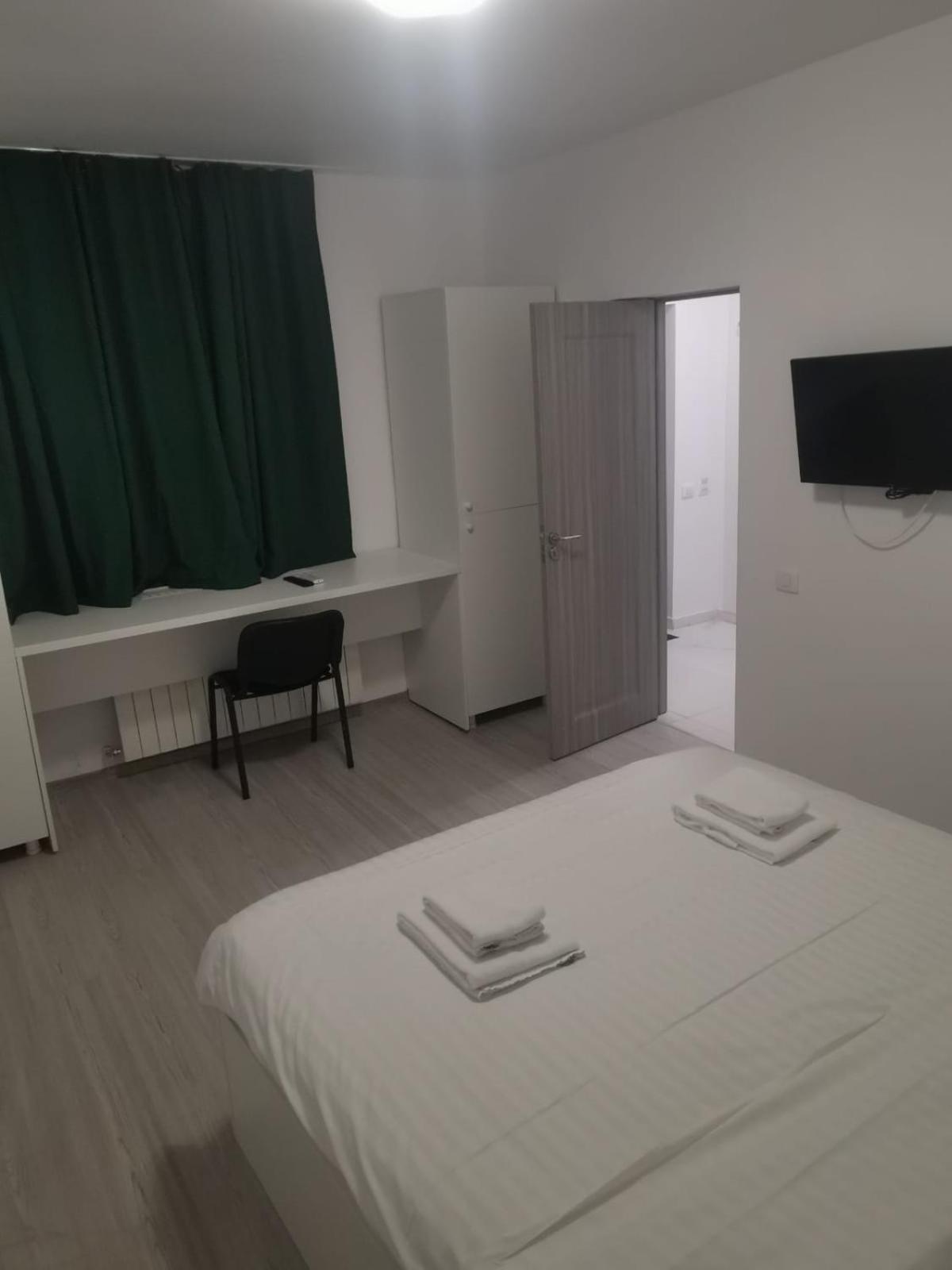 بوخارست Old Town Bar Apartments On Street Tonitza المظهر الخارجي الصورة