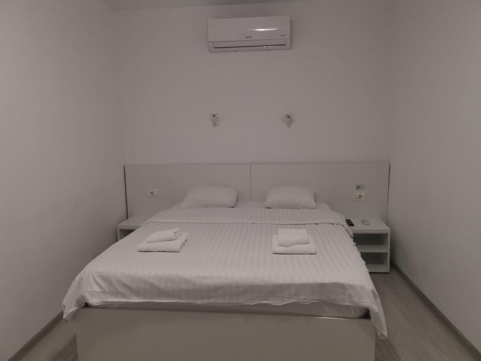 بوخارست Old Town Bar Apartments On Street Tonitza المظهر الخارجي الصورة